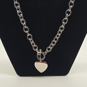 Chic Silver Heart Pendant Necklace